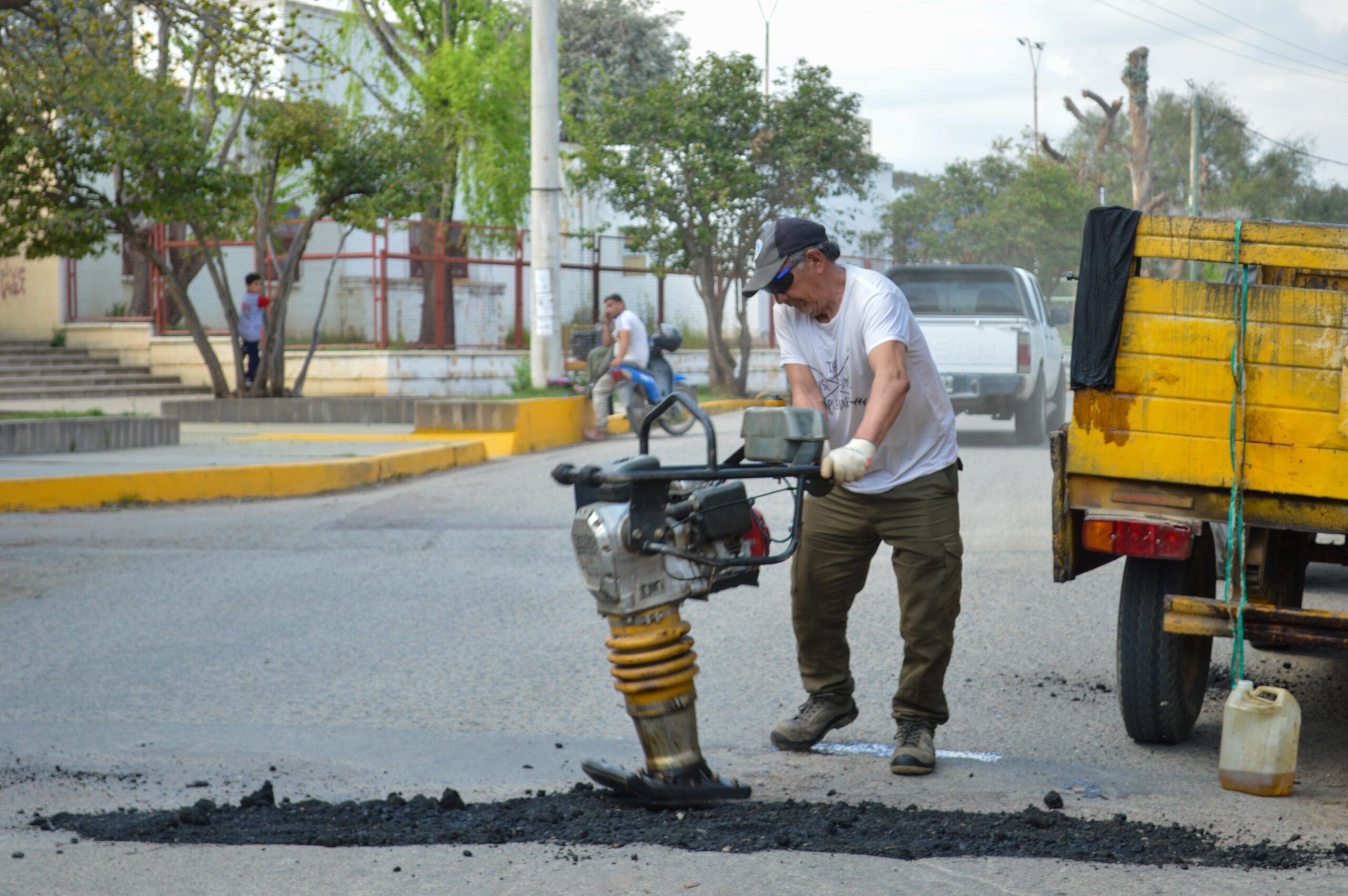 Merlo: Avanza el plan de bacheo municipal en calles clave de la ciudad ...